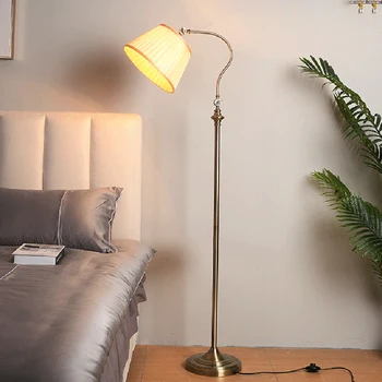 Американский Деревенский ретро-торшер, креативный светодиодный светильник для спальни, Современная гостиная, Вертикальный светильник, Железный Промышленный торшер