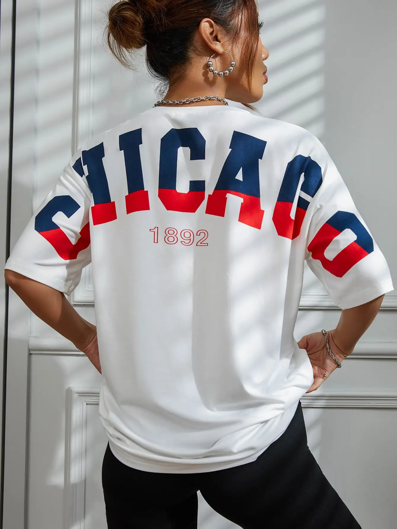 Чикаго 1892, индивидуальный графический дизайн, женская футболка, хлопковые летние футболки, повседневная мягкая футболка, летняя уличная одежда с коротким рукавом Изображение 0